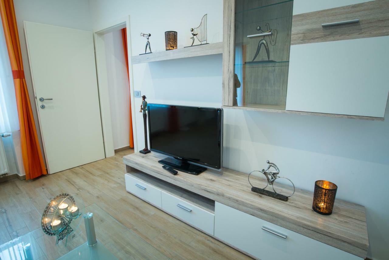 Apartments Miki'S Блед Экстерьер фото